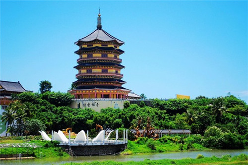 手游酷玩太空汽车怎么开（太空车游戏视频）